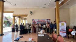 Program IBU TANGGAP Perkuat Kesiapsiagaan Gawat Darurat Keluarga, Puluhan Ibu Rumah Tangga di Desa Mojoparon Ikuti Edukasi dan Simulasi Pertolongan Pertama